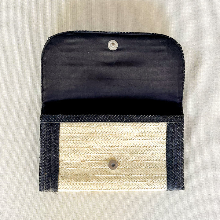 Collaroy Clutch in Black: Ocean Luxe