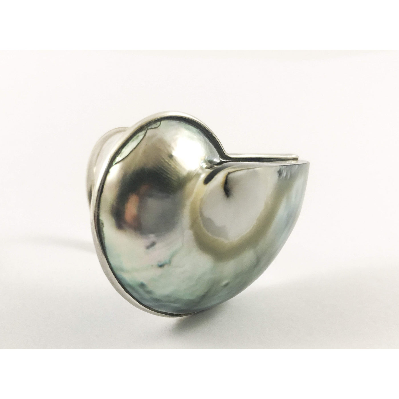 Ocean Luxe:Pearl Nautilus Shell Ring